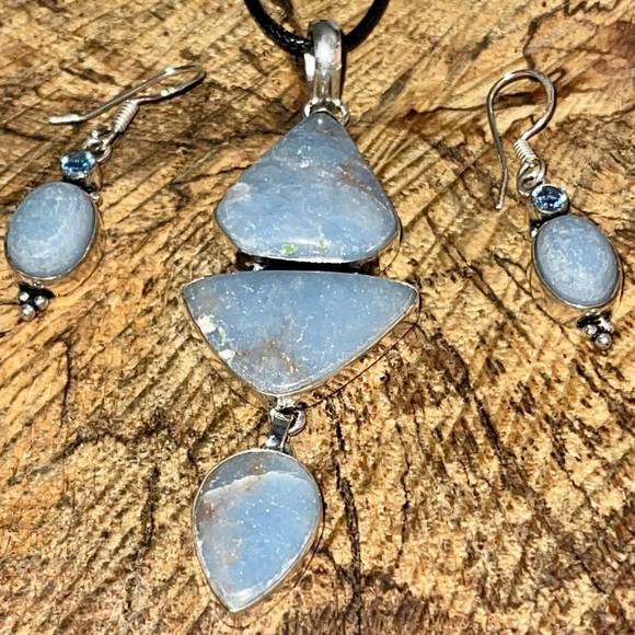 Blue Anhydrite Angelite Pendant & Earrings - Picture 7 of 12